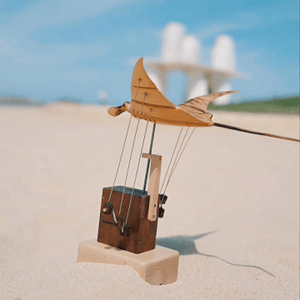 JHISEN Handcrafted Wooden Manta Ray Automaton | Kinetic Desk Sculpture