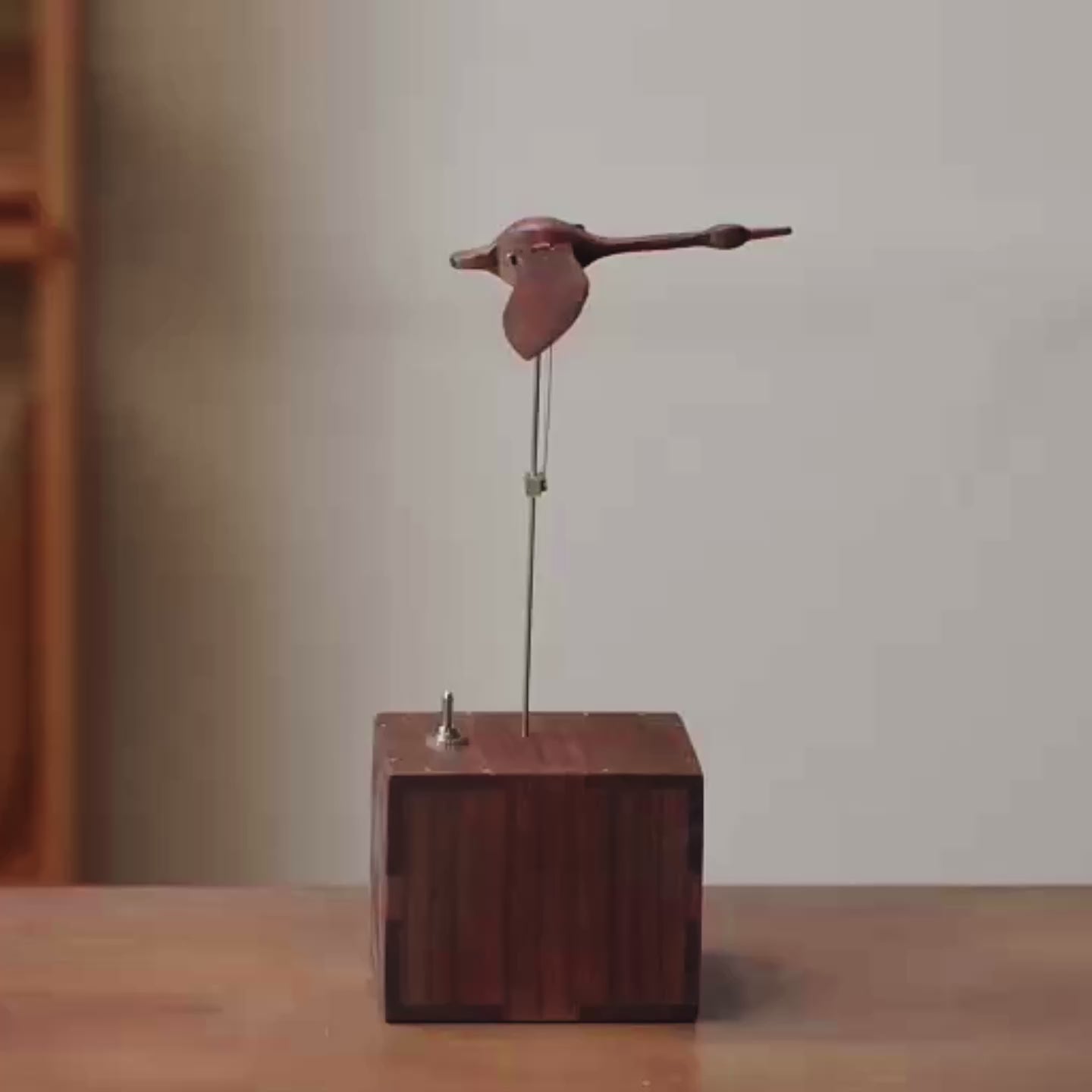 JHISEN Handcrafted Wooden Swan Automaton | Kinetic Desk Sculpture